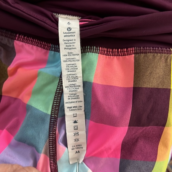Lululemon Run: Speed Short Sea Check Multi / Plum Plaid | Size 6 - Picture 11 of 11